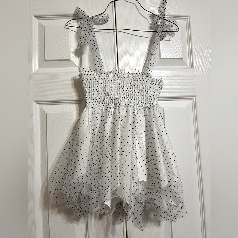 White Polka Dot Poofy Mesh Sleeveless Bow Tie Strap Top